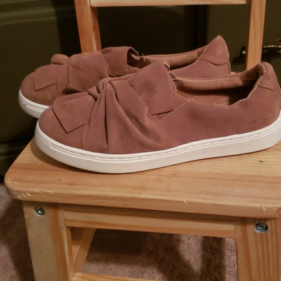 Mauve twist front slip ons - Picture 3 of 3